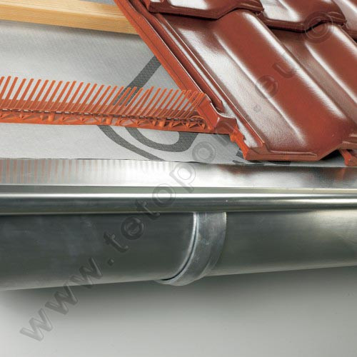 Eresz szellőzőléc fésűvel