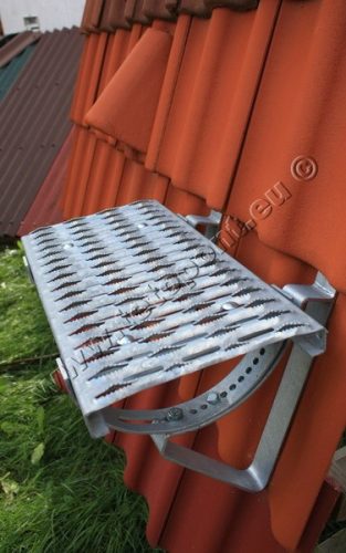 Tetőlépcső, tetőjárda garnitúra horganyzott és festett Magyar